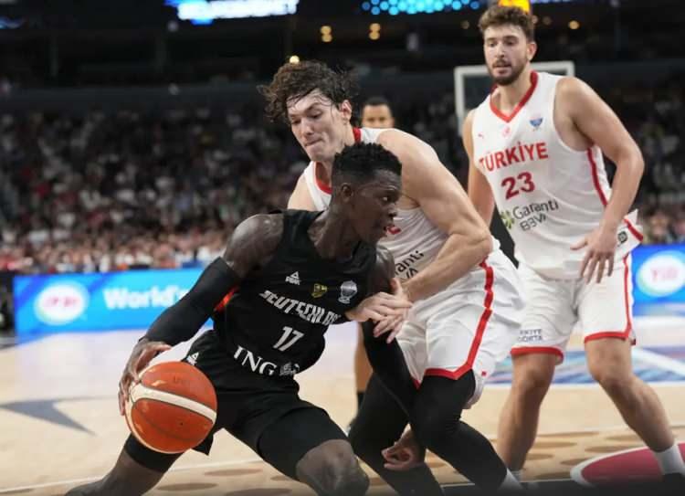 <p><strong>"Turnuva boyunca yenilgisiz iki takım arasındaki mücadelede, Almanya’nın en skorer ismi Isaac Bonga (20 sayı) oldu."</strong></p>