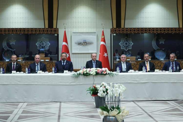 <p>Bunu güçlendirerek devam ettirmemiz gerekiyor.</p>