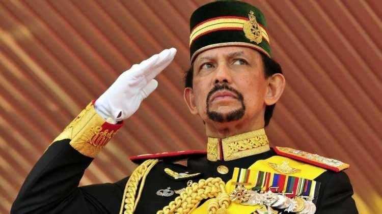 <p><strong><span style="color:#B22222">HASSANAL BOLKIAH</span>  |  FİLİSTİN</strong></p>

<p> </p>

<p><strong>Brunei Başkanı</strong></p>
