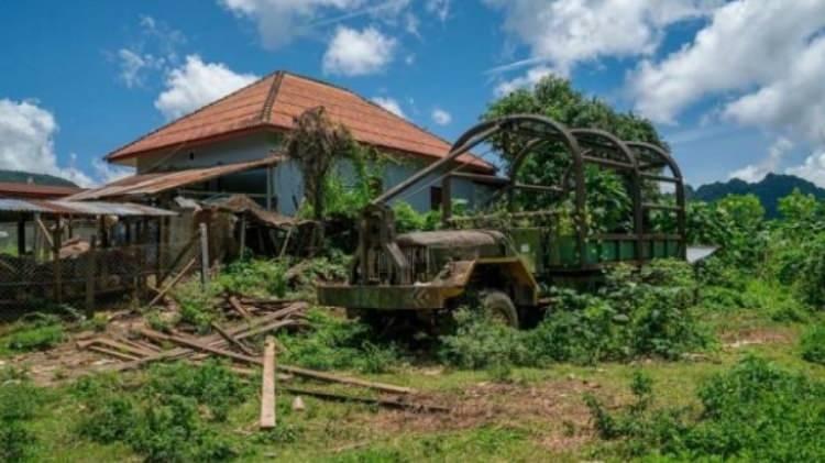 <p>CIA destekli Hmong “Gizli Ordusu” ile yürütülen operasyonlarda Long Tieng, bombalama seferleri ve lojistik için kritik bir üs işlevi gördü.</p>

<p> </p>
