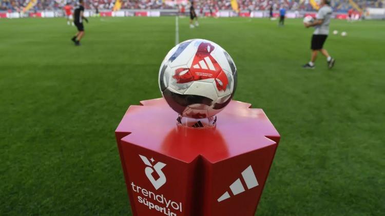 <p>İşte Süper Lig takımlarının maaş sıralaması:</p>
