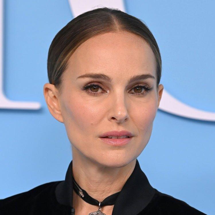 <p><strong><span style="color:rgb(178, 34, 34)">NATALIE PORTMAN </span> |  İSRAİL</strong></p>

<p> </p>

<p><strong>Oyuncu</strong></p>
