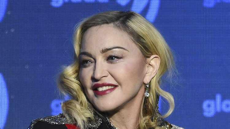 <p><strong><span style="color:rgb(178, 34, 34)">MADONNA</span>  |  FİLİSTİN</strong></p>

<p> </p>

<p><strong>Şarkıcı</strong></p>
