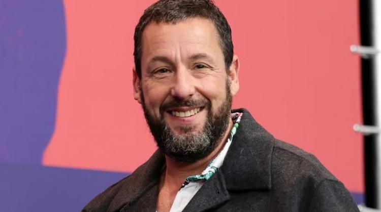 <p><strong><span style="color:rgb(178, 34, 34)">ADAM SANDLER</span>  |  İSRAİL</strong></p>

<p> </p>

<p><strong>Oyuncu</strong></p>
