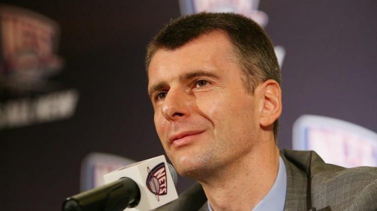 <p><strong><span style="color:#B22222">42) MIKHAIL PROHOROV </span>| 10,7 MİLYAR DOLAR - Girişimci</strong></p>
<p> </p>
<p>Mikhail Prohorov, Rusya’nın önde gelen iş insanlarından biri olup madencilik ve metalürji sektörlerinde büyük yatırımlara sahiptir. Ayrıca spor ve finans alanındaki girişimleriyle de servetini artırmıştır.</p>
