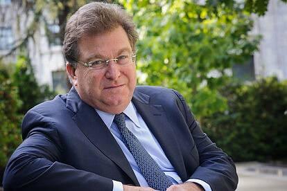 <p><strong><span style="color:#B22222">41) JAIME GILINSKI BACAL</span> | 10,7 MİLYAR DOLAR - Bankacı</strong></p>
<p> </p>
<p>Jaime Gilinski Bacal, Kolombiyalı bankacı ve yatırımcı olarak Latin Amerika’nın en zengin isimlerinden biridir. Serveti, bankacılık, gayrimenkul ve çeşitli finansal yatırımlarından geliyor.</p>