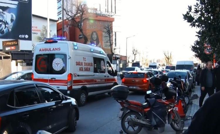 <p>BEKLEME SÜRELERİ AZALACAK</p>

<p> </p>

<p>Yeni sistemle, ambulansların trafik ışıklarında ve yoğun kavşaklarda bekleme süresi azalacak, hastalara daha kısa sürede ulaşılacak, daha fazla yaşam kurtarılacak ve toplumda <em><strong>"Ambulansa yol vermek bir tercih değil, bir yaşam meselesidir.</strong></em>" bilinci yerleşecek.</p>
