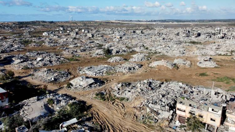 <p>Sosyal medyada yayılan ve NBC News tarafından doğrulanan drone görüntülerinde, Şeyh Rıdvan bölgesinde tankların ilerleyişi sırasında çok sayıda patlama yaşandığı görüldü.</p>