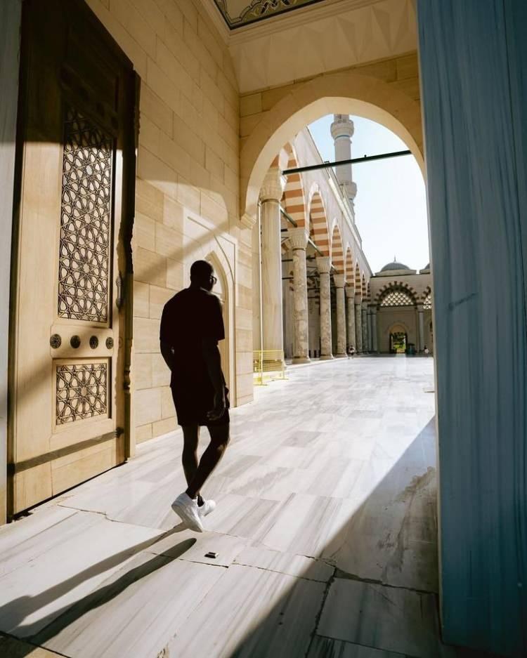 <p><strong>Sayısız yıldızın akın ettiği İstanbul'a rotasını çeviren son isim ise NBA'in yıldız oyuncularından Los Angeles Lakers forması giyen Japon basketbolcu Rui Hachimura.</strong></p>
