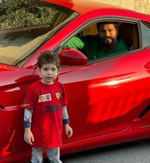 <p><strong>Ünlü oyuncunun lüks araç ve evlerini zararına satışa çıkardığı iddiaları magazin kulislerinde geniş yankı uyandırdı. </strong></p>