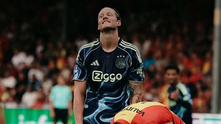 <p>21- Ajax</p>
