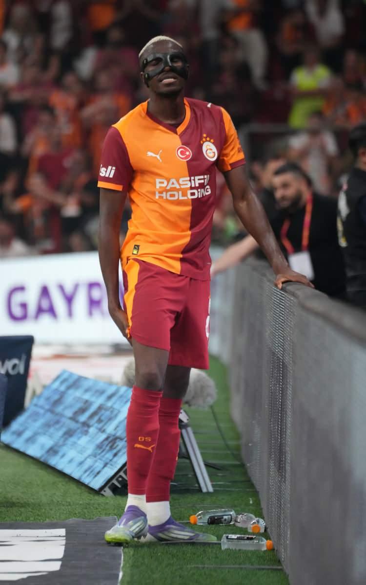 <p>8: Galatasaray (83)</p>
