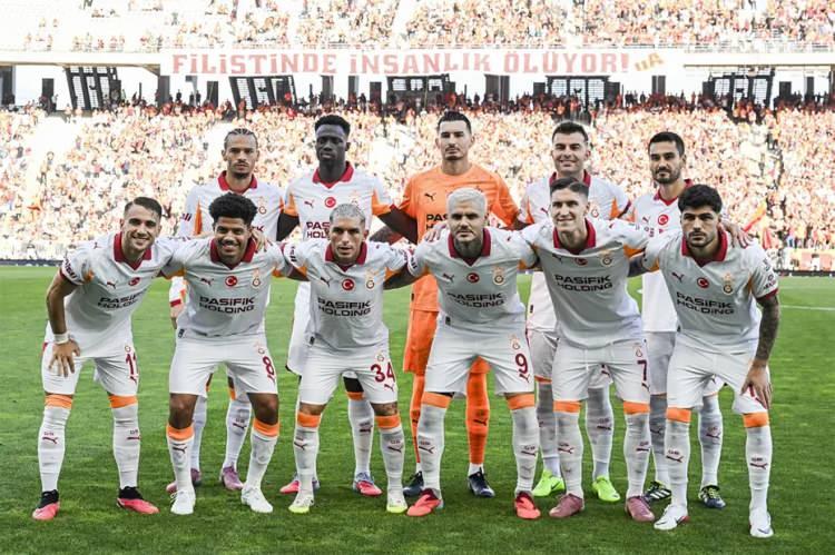 <p>Son üç yılda şampiyon olan ve bu yıl da en büyük şampiyonluk favorilerinden Galatasaray'ın 1,49'luk oranı ise 1,46 şeklinde güncellendi.</p>
