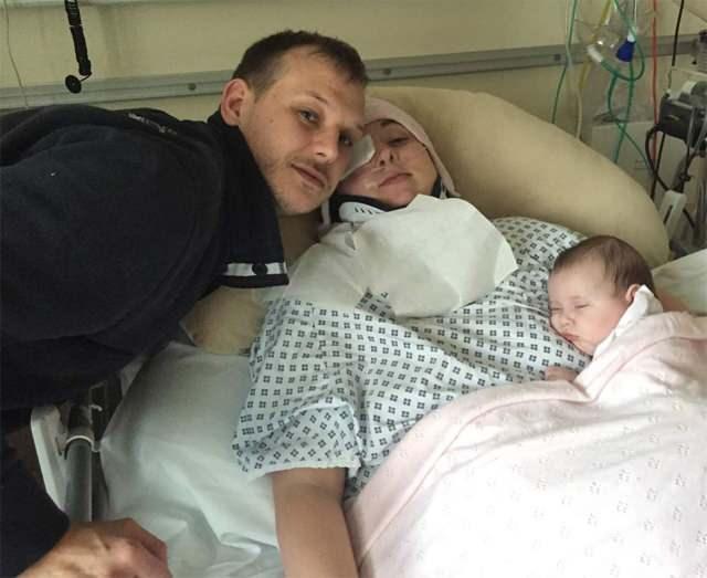 <p>Black, kazadan sonra <strong>fibromiyalji</strong> teşhisiyle de mücadele etmeye başladı. Bu kronik hastalık; yaygın ağrılar, yorgunluk ve uyku problemleriyle yaşam kalitesini ciddi şekilde etkiliyor.</p>
