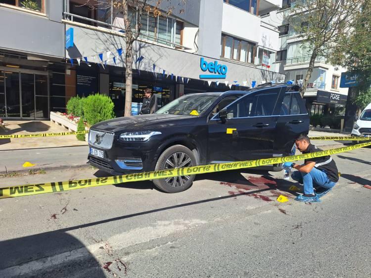 <p><strong>BACAĞIDAN VURULDU</strong></p>

<p>Bacağından vurulan Z.E., ilk müdahalesi sonrası ambulansla hastaneye kaldırıldı.</p>
