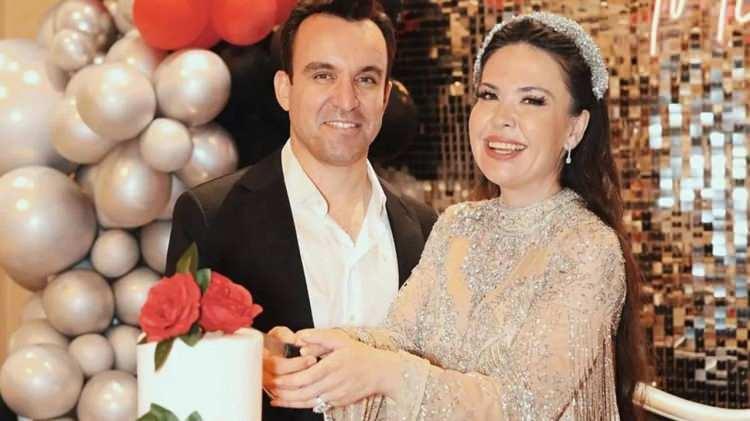 <p>İddianamede, sanıklar Özlem Altınok Öz, Tayyar Taylan Öz ve İbrahim Karaorhanlı hakkında da Mali Suçlarla Mücadele Şube Müdürlüğüne intikal eden ihbarlar olduğu, bunun üzerine Mali Suçları Araştırma Kurulunca (MASAK) rapor hazırlandığı bilgisi verildi.</p>
