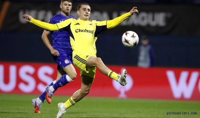 <p>Eğer kötü sonuçlar almaya devam eder ve UEFA ülke puanınında ilk 10 dışına düşersek Süper Lig şampiyonu, Şampiyonlar Ligi'ne direkt katılım sağlayamayacak ve play-off turundan turnuvaya katılım sağlayacak.</p>
