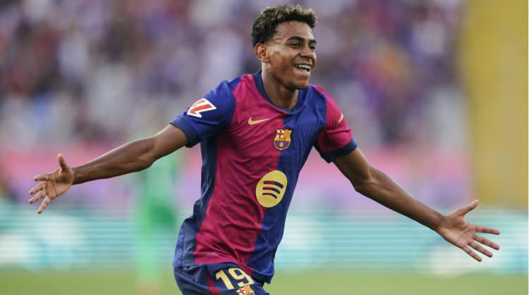 <p>2 | Lamine Yamal - Barcelona</p>
