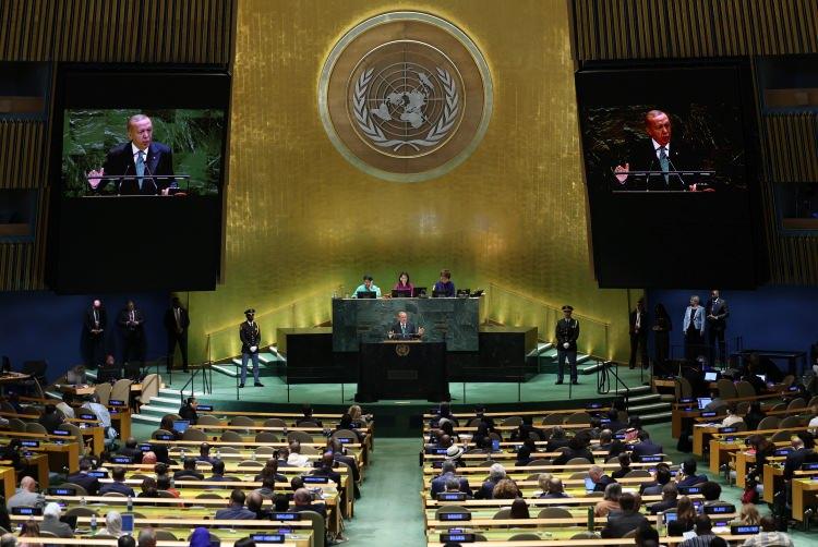<p>Dünya medyası Başkan Erdoğan'a kilitlenirken, sözlerini de manşete taşıdı.</p>
