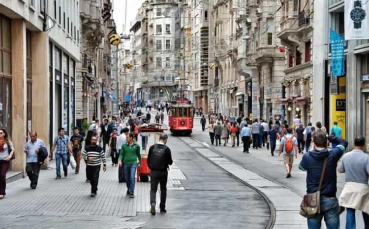 <p>Doğduğunuz ay, ruhsal enerjinizle uyumlu bazı şehirlerle aranızda gizli bir bağ kurabilir. Belki hiç gitmediniz, belki adını yeni duydunuz ama bu şehirler, sizi siz yapan özellikleri yansıtıyor olabilir. İşte doğum ayınıza göre ruhunuza iyi gelecek, kendinizi ait hissedebileceğiniz şehirler...</p>
