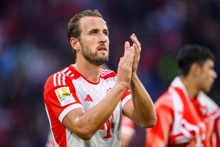 <p>Alman devi Bayern Münih'in İngiliz golcüsü Harry Kane, 21. yüzyılda 100 gole en hızlı ulaşan forvetler arasında ilk sıranın yeni sahibi oldu.</p>
