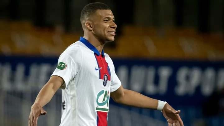 <p>9- Kylian Mbappe | 137 maç | PSG</p>
