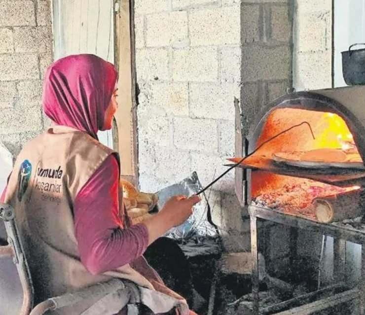 <p><strong>"GAZZE'DE HER DAMLA HAYAT DEMEK"</strong></p>
