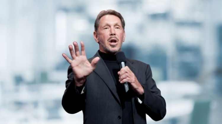 <p>ABD'li teknoloji şirketlerinden Oracle'ın kurucusu ve patronu Larry Ellion.</p>

<p> </p>
