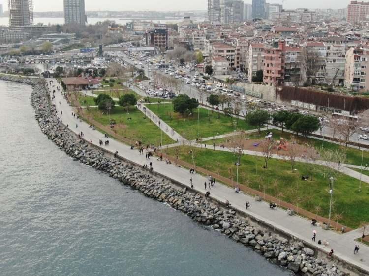 <p><strong>Zeytinburnu</strong></p>

<p> </p>

<p><strong>- İŞTE DEPREM RİSKİ EN YÜKSEK SEMTLER...</strong></p>

<p> </p>

<p> </p>

<p><span style="color:inherit"><strong>Ispartakule (Alibey Yarımadasının batı kısımları)</strong></span></p>

<p> </p>
