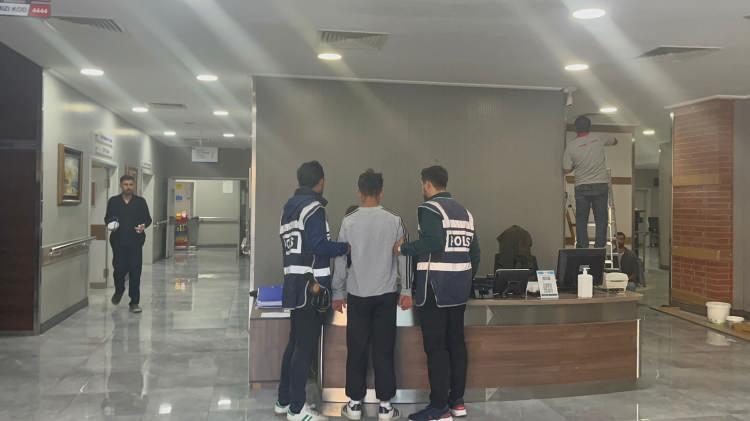 <p>İddiaya göre, kız arkadaş sebebi ile F.A. (15) ile M.M.K.(14) arasında tartışma çıktı.</p>

