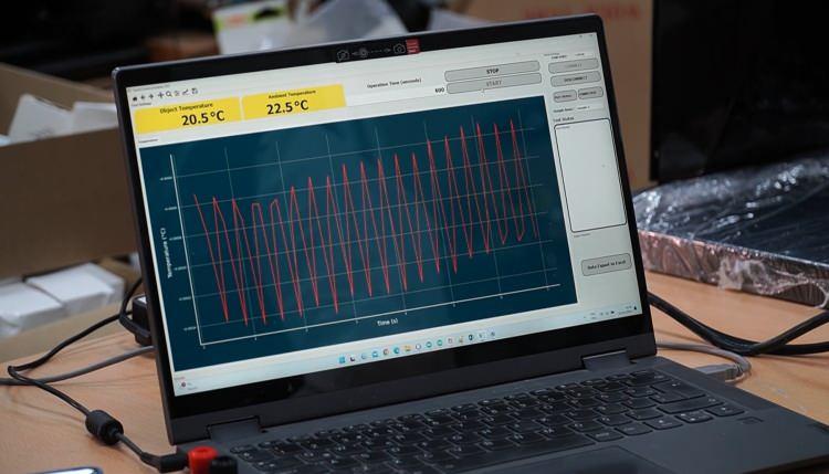 <p>Öte yandan, geliştirilen teknoloji, savunmadan enerjiye, iletişimden elektronik cihazlara kadar pek çok alanda yüksek katma değerli ürünlerin geliştirilmesine imkân sağlayacak.</p>
