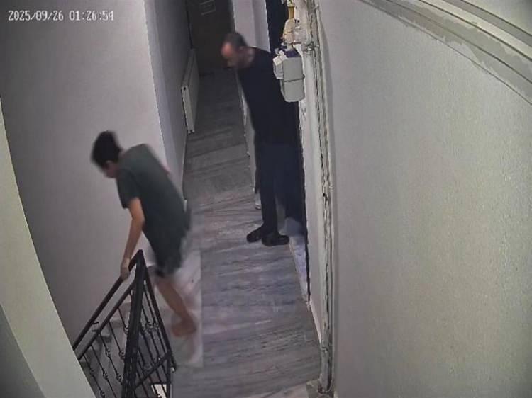 <p>Tuğberk Yavuz paylaşımında, <strong>"Üzücü bir haber paylaşmak üzere bu mesajı yayınlıyorum. Sosyal medyada yayınlanan intihar haberleri asılsızdır. Güllü’yü bu gece yaşanan elim bir kaza sonucu kaybetmiş bulunmaktayız. Başımız sağ olsun"</strong> dedi.</p>
