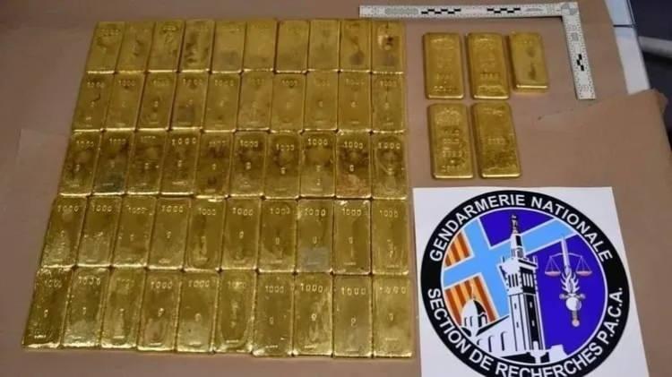 <p> MARSEILLE-PACA National Gendarmerie Research Unit a fines de diciembre de 2024, Milano Financial Guards (GDF) y la gendarmería francesa informaron las actividades de una gran organización criminal especializada en lavado de dinero basado en lombardas. </p>
<p>“/><br />
</figure>
</p></div>
<p> <!-- Gallery Content --></p>
<div class=