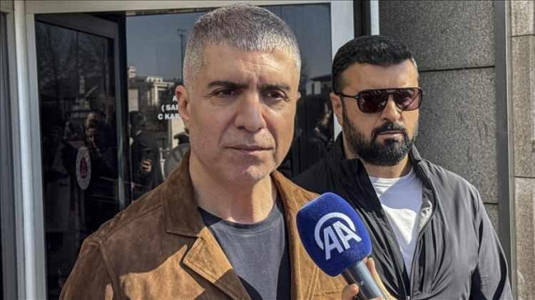 <p><strong>Tapu devri anlaşmazlıklarıyla başlayan kriz, tehdit iddiaları, hakaret ve banka borçlarıyla derinleşirken son olarak anne Kadriye Deniz devreye girmişti. </strong></p>
