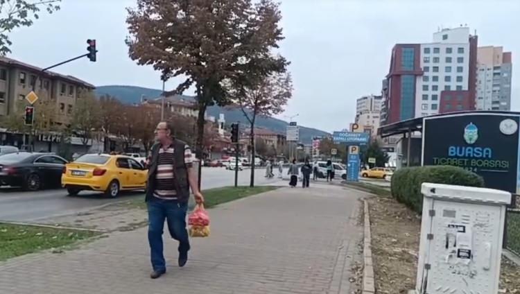 <p>Bu depremlerin Simav Fayı'nın tavan bloğundaki küçük ölçekli sintetik faylanmalarla ilişkili olduğu kabul edilebilir. </p>
