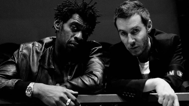 <p><strong>Söz konusu kültürek boykota katılan ilk büyük sanatçı ise dünyaca ünlü rock grubu Massive Attack olmuştu. Ünlü grup, müzik kataloğunu Spotify'dan çeken ilk büyük sanatçı olarak öncü bir rol üstlendi.</strong></p>
