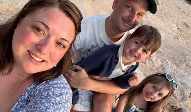 <p><span style="color:#800080"><strong>RİSKLİ BİR AMELİYAT SONRASI ADETA YENİDEN DOĞUŞ</strong></span></p>
