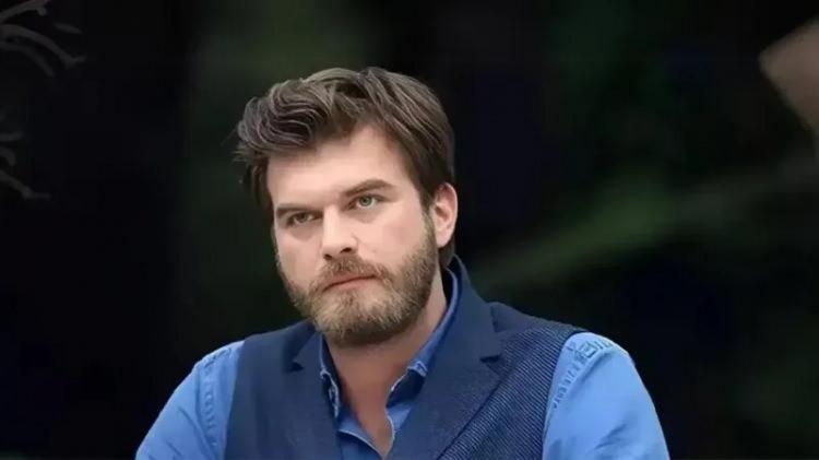 <p><strong>KIVANÇ TATLITUĞ</strong></p>

<p> </p>
