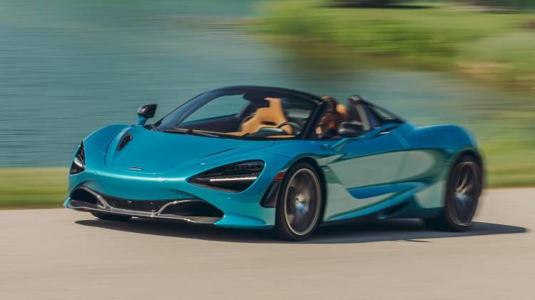 <p><span style="color:#B22222"><strong>McLaren 720S</strong></span></p>

<p> </p>

<p>Süper otomobil sınıfında yer alan 720S, gelişmiş aerodinamiği, hafif Monocage II şasisi ve Proactive Chassis Control II süspansiyon sistemi sayesinde inanılmaz bir yol tutuşu ve sürüş dinamikleri sunar.</p>
