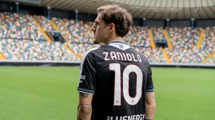 <p><strong>"HERKESİN PİŞMANLIKLARI VARDIR"</strong></p>

<p> </p>

<p>"Futboldan ne istiyorum? Beni mutlu etmesini. Uzun zamandır futboldan zevk almıyordum. Şimdi mutluyum, böyle devam etmeliyim. Tekrar yapmayacağım bir şey var mı? Elbette, herkesin pişmanlıkları vardır."</p>
