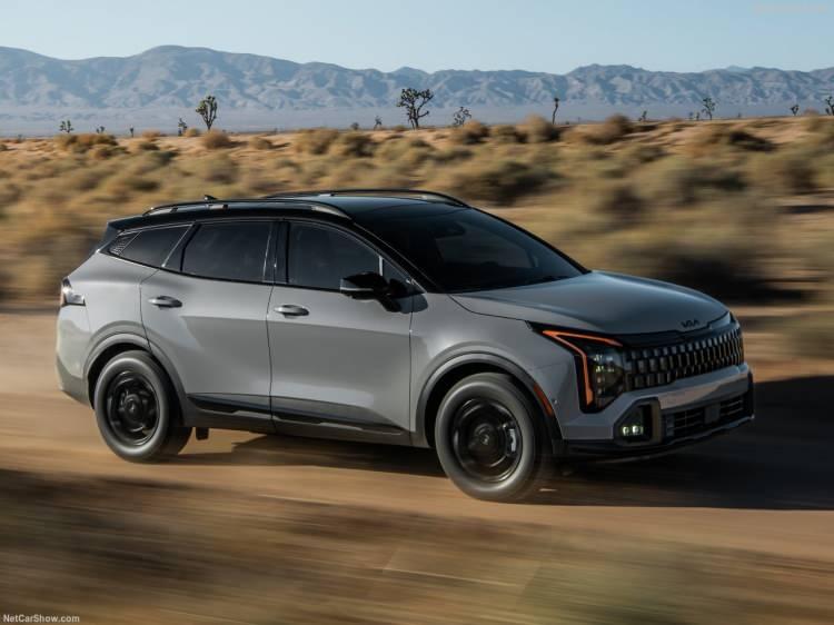 <p>YENİ MODELİN TÜRKİYE FİYATI DA RESMEN AÇIKLANDI</p>
