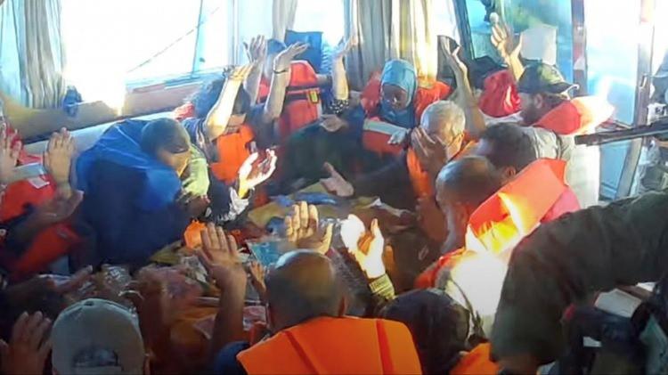 <p>İsrail'in Küresel Sumud Filosu'nda alıkoyduğu 4 İtalyan parlamenterin serbest bırakıldığı bildirildi.</p>
