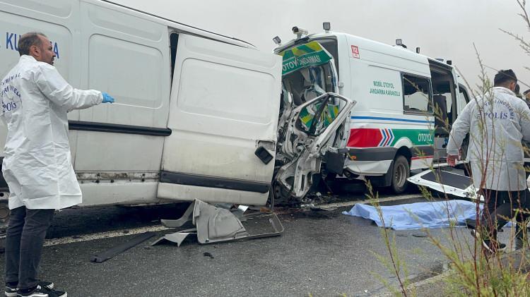 <p>İhbarla bölgeye jandarma, polis, sağlık, AFAD ve itfaiye ekipleri sevk edildi. </p>
