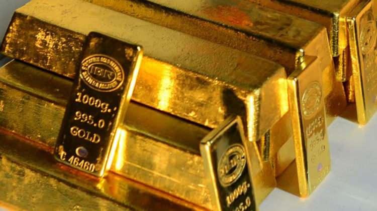 <p>Ons altın fiyatları 3 bin 895 dolara kadar yükselirken, dev bankalar da 2026 yılı için fiyat tahminlerini yukarı yönlü revize etti.</p>

<p>İşte dev bankaların 2026 yılı için tahminleri...</p>

