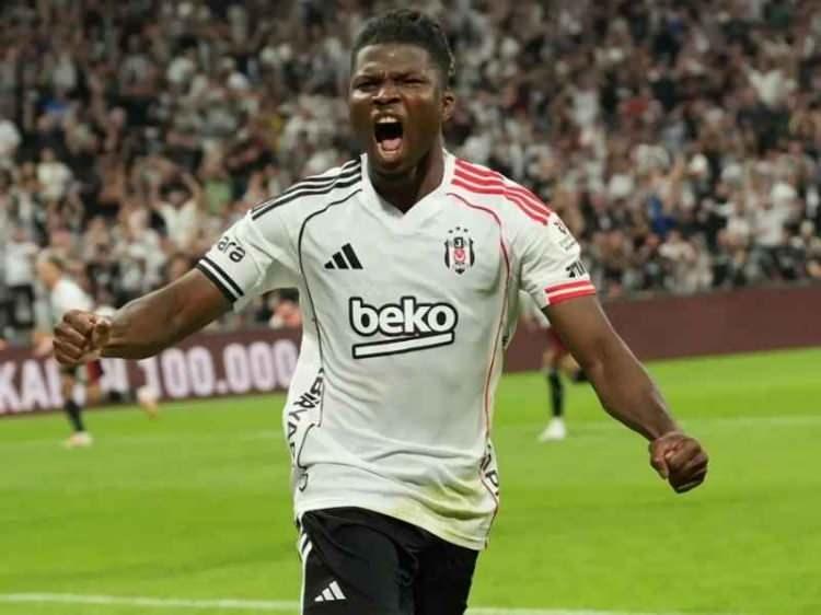 <p>* El Bilal Toure.</p>
