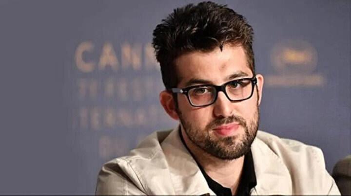 <p><strong><span style="color:#B22222">DOĞU DEMİRKOL</span><span style="color:#FF0000">&nbsp;</span> |&nbsp; FİLİSTİN</strong></p>

<p>&nbsp;</p>

<p>Komedyen Doğu Demirkol, bu yaz ger&ccedil;ekleştireceği t&uuml;m a&ccedil;ık hava g&ouml;sterilerinin gelirlerini Filistin'e bağışlayacağını duyurdu. Demirkol, Instagram hesabından, yaz boyunca ger&ccedil;ekleştireceği a&ccedil;ık hava g&ouml;sterilerinden elde edeceği geliri Filistin'e bağışlayacağını a&ccedil;ıkladı.</p>
