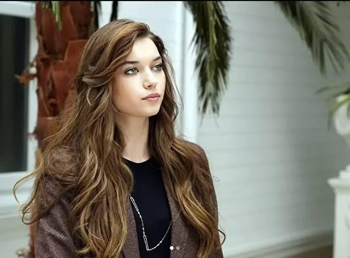 <p><strong><span style="color:#B22222">AFRA SARA&Ccedil;OĞLU&nbsp;</span> |&nbsp; FİLİSTİN</strong></p>

<p>&nbsp;</p>

<p>Sosyal medya paylaşımları ve insani duyarlılığı ile Filistin halkının yaşadığı zorluklara dikkat &ccedil;ekerek Filistin&rsquo;i destekliyor.</p>

<p>&nbsp;</p>

<p>&nbsp;</p>
