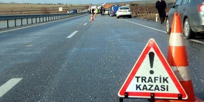 <p>Araştırmalara göre, beyaz en popüler araba rengi, ardından siyah (%22) ve gümüş (%14) geliyor. </p>
