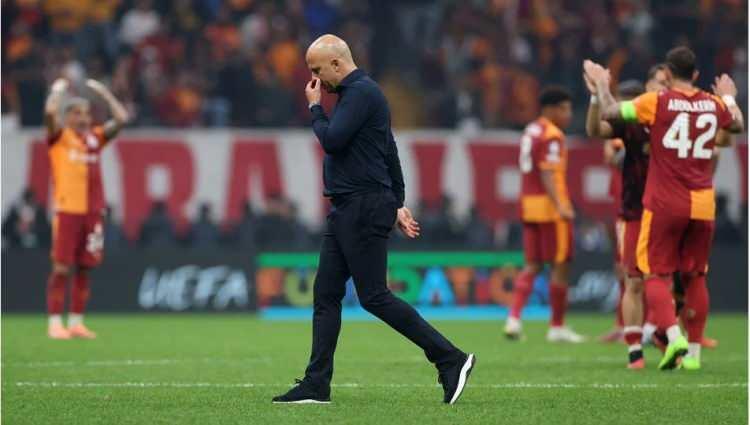 <p>Hollandalı teknik adam üst üste ikinci kez yenilgi aldı.</p>
