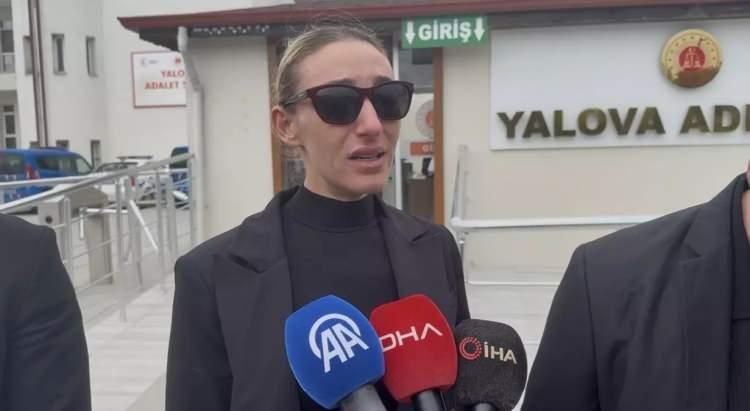 <p><strong>Gülter ailesi</strong>nin avukatı <strong>Mert Erdoğan</strong>, olayla ilgili kamera kayıtlarındaki seslerin kriminale gönderildiğini ve otopsi raporunun beklendiğini de belirtti.</p>
